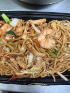 Best House Special Lo Mein 本楼捞面 in Gibbstown, NJ