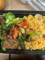 Best Beef w. Broccoli 芥兰牛 in Gibbstown, NJ